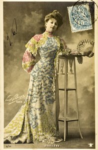 Cartolina: Ritratto di Arlette Dorgere/Née Anna Mathilde Irma Jouve (1880 - 1965), comica, ballerina e cantante