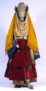 Costume nuziale da Astypalaia da Greek School