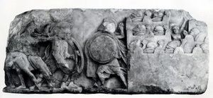 Sezione del fregio del Monumento delle Nereidi a Xanthus, circa IV secolo a.C. (rilievo) da Greek School