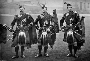 Pifferi delle 1st Scots Guards, 1896