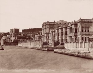 Palazzo Dolmabahçe e Ambasciata Tedesca da Guillaume Berggren