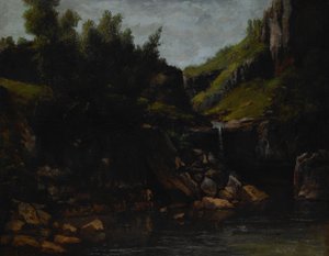 Cascata in un paesaggio roccioso