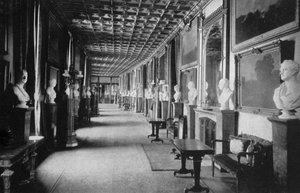 Il Grande Corridoio, Castello di Windsor, Berkshire da HN King