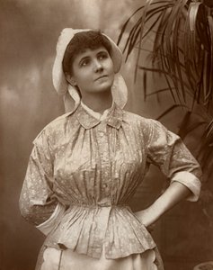 Agnes Hewitt, attrice britannica, 1887