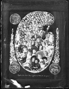 1884; Diciottomila Gemme della Columbia Britannica ti salutano!; foto composita composta da ritratti di bambini scattati l