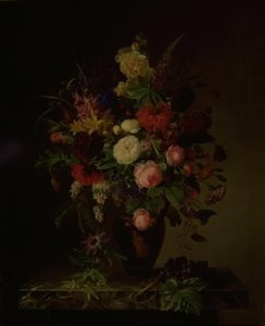 Un vaso con fiori