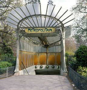Porte Dauphine, fermata della metropolitana, architettura di Guimard