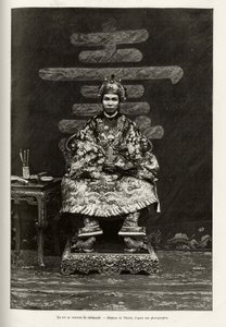 Ritratto del Re Dong Khanh (1864-1889) Imperatore di Annam, in costume cerimoniale