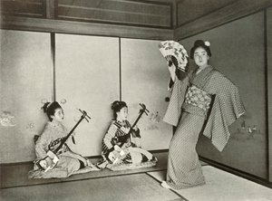 Una Geisha che Balla, 1910 da Herbert Ponting
