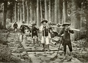Signore giapponesi che vanno ai santuari, Nikko, 1910