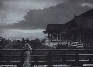 Chiaro di luna a Kiyomizu-dera da Herbert Ponting