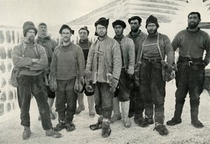 Il deposito e le squadre occidentali al loro ritorno a Cape Evans, 13 aprile 1911, 1913