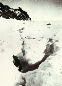 La crepa della marea a Razorback Island, 1911, 1913 da Herbert Ponting
