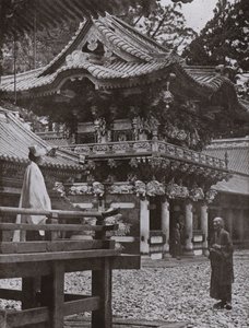 La Porta Yomei a Nikko da Herbert Ponting