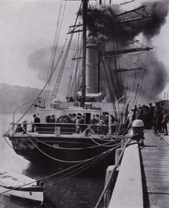 "La piccola nave lasciò Port Chalmers nell