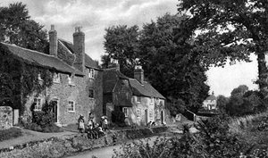 The Swan Inn, Fittleworth, Sussex, c1922 da Horace Walter Nicholls