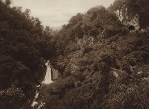 Messico: Atoyac, Salto de agua (foto b/n) da Hugo Brehme