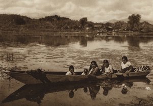 Messico: Laguna de Patzcuaro (foto b/n)