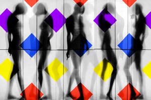 Figure geometriche ritmiche da Igor Shrayer