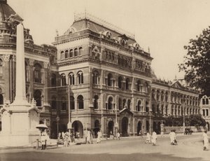 Segretariato del Bengala, edifici degli scrittori, con Holwell Memorial in primo piano (foto b/n) da Indian photographer