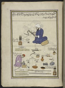 Uomini che coprono serpenti di hookah con filo e filo metallico, 86 disegni rilegati in un volume che raffigurano mestieri e occupazioni in Kashmir, Artigiani al lavoro con i loro strumenti e attrezzature, Di un artista del Kashmir, probabilmente a Srinaga