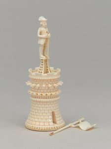 Torre bianca, pezzo degli scacchi, India, circa 1820 da Indian School