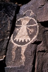 Petroglifi Anasazi, incisioni sui muri in New Mexico da Ira Block