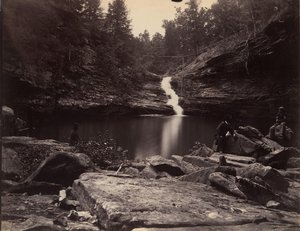 Lula Lake e Upper Falls su Rock Creek, vicino a Lookout Mountain, Georgia