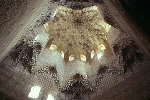 Soffitto della Sala degli Abencerrajes da Islamic School