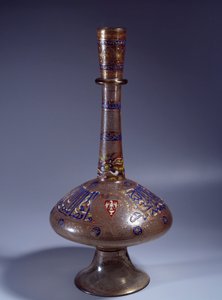 Arte islamica: bottiglia con lungo collo di vetro smaltato del Vice Re Tuquztemur. 1345 circa. dall