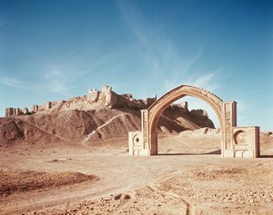 Il Qalai Bost, c.962-1186 da Islamic School