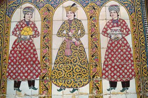 Pannello di piastrelle che illustra costumi tradizionali da Islamic School