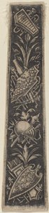 Piatto Ornamentale con Armature e Strumenti Musicali da Italian 18th or 19th Century