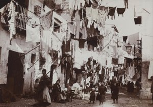 Una strada caratteristica di Palermo, 1920