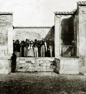 Giuseppe Garibaldi con Giuseppe Fiorelli in visita a Pompei da Italian Photographer