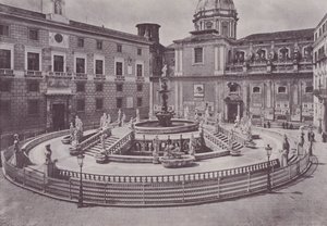 Italia: Palermo, Piazza Pretoria da Italian Photographer