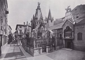Italia: Verona, tomba degli Scaligeri da Italian Photographer