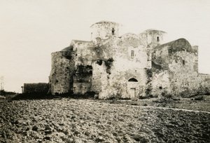 Monastero di Agios Varnavas, Engomi, Cipro, fotografia di Camille Enlart, Parigi da Italian Photographer