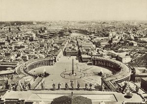 Piazza San Pietro e Panorama della Città visto dalla Cupola