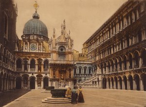 Venezia / Venice: Cortile Palazzo Ducale (coloured photo) da Italian Photographer