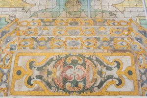 Altare maggiore, predella e pavimento da Italian School