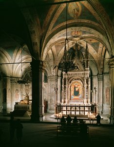 Vista interna della chiesa da Italian School
