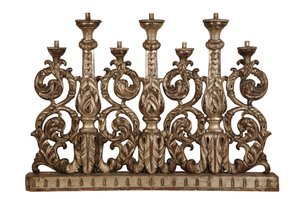 Candelabro in argento dorato di grande scala, c.1800 (argento dorato)