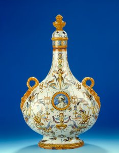 Vaso a forma di zucca in maiolica realizzato nelle fabbriche di maiolica di Fontana a Urbino in Italia 1570-1580 Parigi, Museo del Petro Palais da Italian School