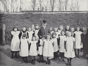 Hocktide a Hungerford, Richiesta di Vacanza per i Bambini della Scuola da J. Benjamin Stone