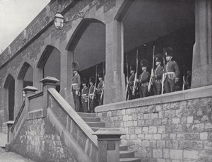 Chiusura dei cancelli della Torre, saluto alle chiavi da J. Benjamin Stone