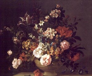 Rose, tulipani e altri fiori in un