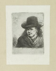 Uomo con cappello, verso sinistra