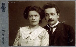 Ritratto fotografico di Albert Einstein e Mileva Einstein-Maric, 1911