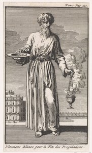Sommo sacerdote in bianche vesti liturgiche per il Giorno dell